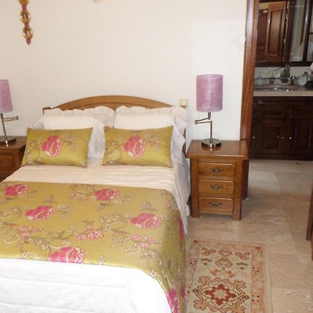 Casal Dos 5 Otel Minde Oda fotoğraf
