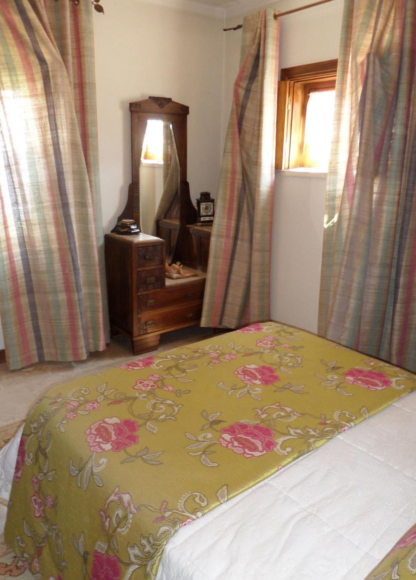 Casal Dos 5 Otel Minde Oda fotoğraf
